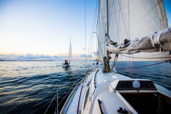 Our Tips to Enjoy Boating Through the Colder Months