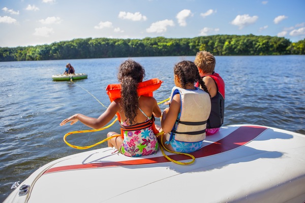 Seasonal Boating in Wisconsin: What You Need to Know for Year-Round Fun