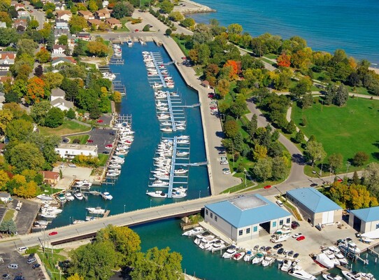 Your 2026 Launch Guide: Departing from Simmons Island Marina